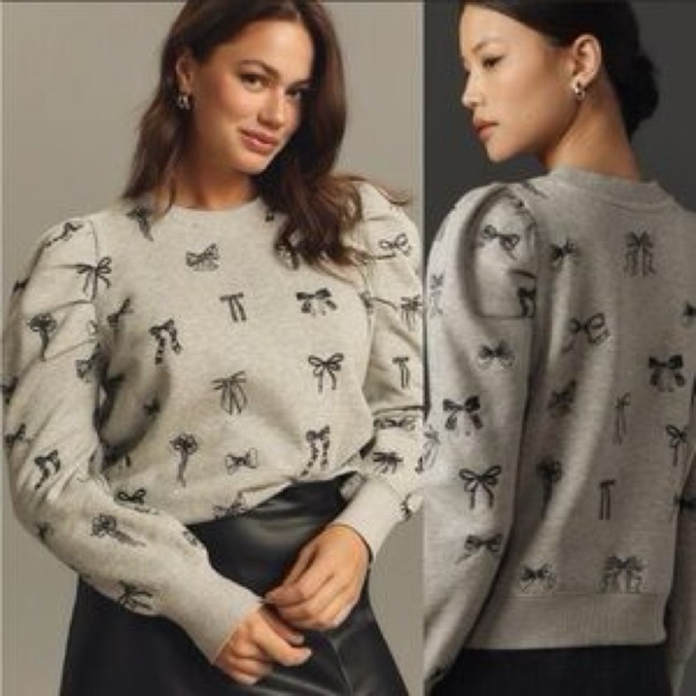 NWT Anthropologie‎ Gray crew neck puff sleeve with Black Bow Design embroidered